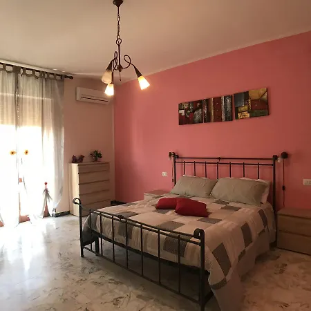 L'isola Apartment